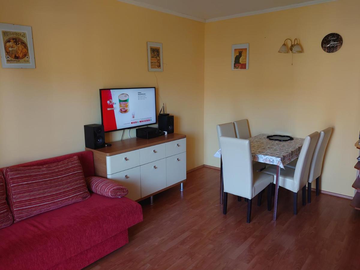Coke Wellness Apartman Siófok Eksteriør billede