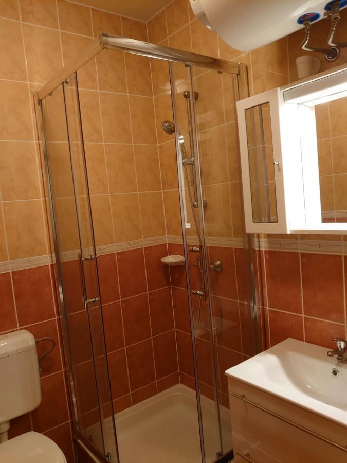 Coke Wellness Apartman Siófok Eksteriør billede