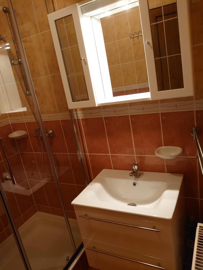 Coke Wellness Apartman Siófok Eksteriør billede
