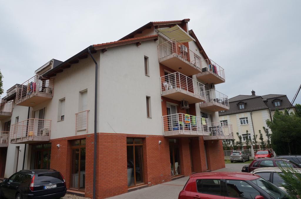 Coke Wellness Apartman Siófok Eksteriør billede